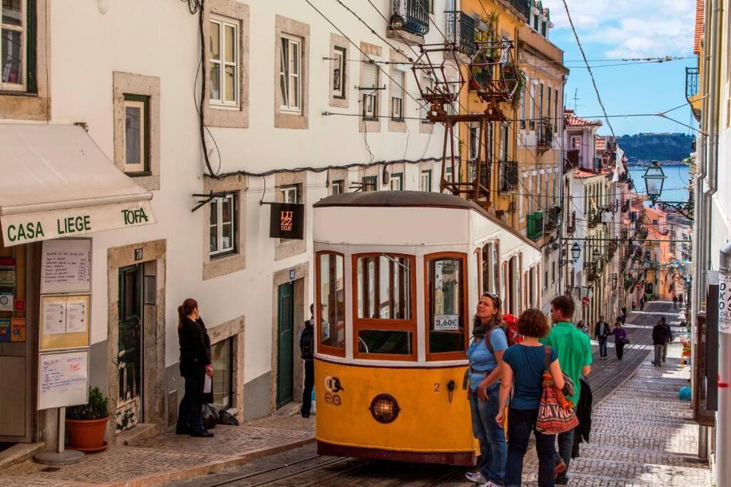 C3 Bairro Alto Cozy Romantic Loft In 18Th Century Building Lisabona Exterior foto